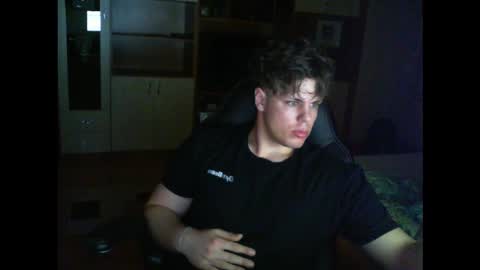 gymguy0505 online show from February 14, 11:23 pm