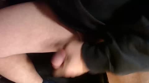 Snapshot of h2omygod chatting on November 24, 1:11 pm H2omygod online show from November 24, 1:11 pm