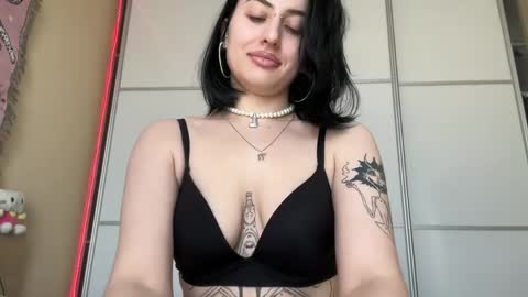 Helga online show from June 1, 2:30 pm