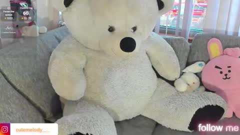 Hello Kitty online show from February 4, 12:22 pm