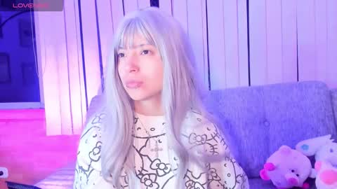 Hello Kitty online show from February 25, 9:19 am