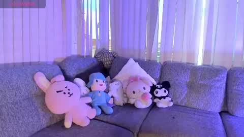 Snapshot of h3llokitty_ chatting on June 2, 12:07 pm Hello Kitty online show from June 2, 12:07 pm