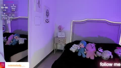 Snapshot of h3llokitty_ chatting on June 5, 12:00 pm Hello Kitty online show from June 5, 12:00 pm