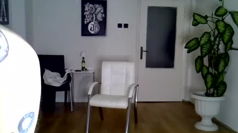 H. Blackwood online show from June 11, 6:39 pm