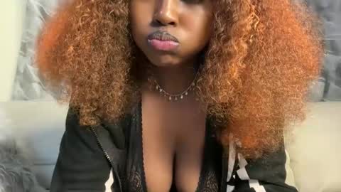 h_o_t_goddess online show from May 1, 3:00 am