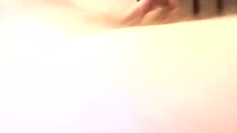 Snapshot of h_rd333 chatting on January 6, 11:07 am h_rd333 online show from January 6, 11:07 am