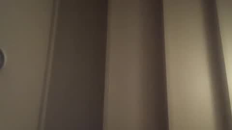 Snapshot of h_rd333 chatting on January 21, 1:11 pm h_rd333 online show from January 21, 1:11 pm