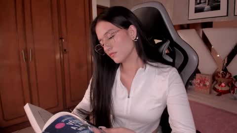 Snapshot of haathorx chatting on December 14, 10:25 pm haathorx online show from December 14, 10:25 pm