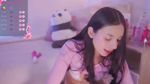 Hade online show from March 6, 9:11 pm