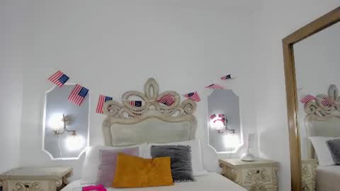 hade_miller online show from July 5, 4:19 am
