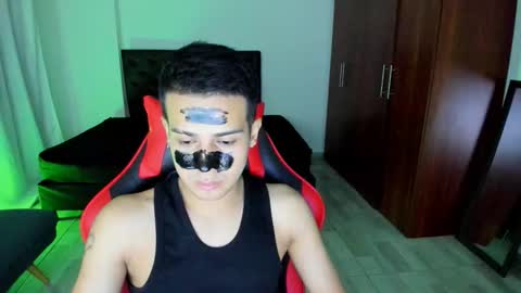 hades_horny_ online show from May 1, 11:53 pm