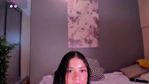 laura online show from November 21, 12:10 am