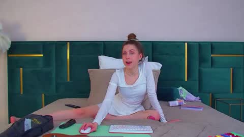 Snapshot of haileyarden chatting on July 14, 10:32 am Hailey online show from July 14, 10:32 am