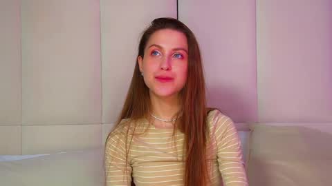 Snapshot of haileyarden chatting on July 15, 8:14 pm Hailey online show from July 15, 8:14 pm