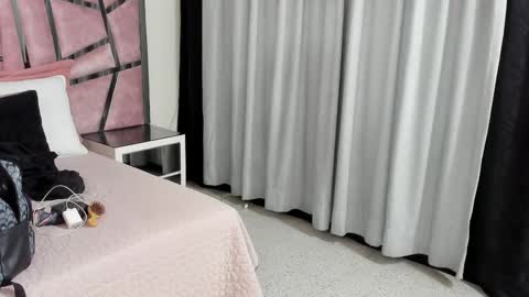 Hailey online show from September 22, 5:09 am