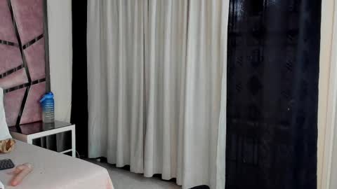 Hailey online show from September 26, 11:58 am