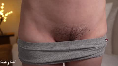 HaileyHill online show from December 2, 1:03 am