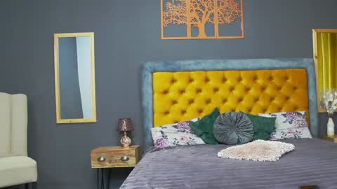 Snapshot of haileymoon85 chatting on February 7, 4:59 am Hailey online show from February 7, 4:59 am