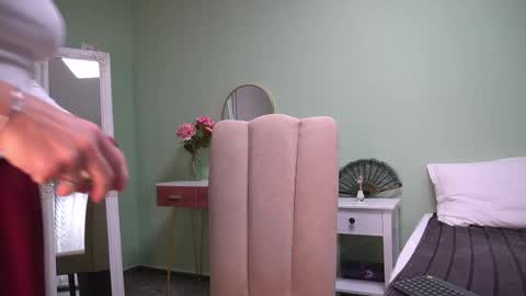 Snapshot of haileymoon85 chatting on October 22, 3:07 am Hailey online show from October 22, 3:07 am