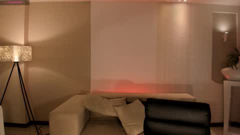 Hailey online show from March 6, 12:01 pm