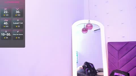 Snapshot of haileystonei chatting on January 17, 11:38 am haileystonei online show from January 17, 11:38 am
