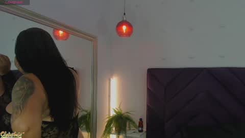 haileystonei online show from May 28, 11:51 am