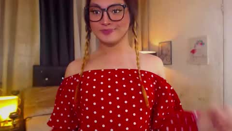 Snapshot of hailywilson chatting on January 21, 4:37 pm haily online show from January 21, 4:37 pm