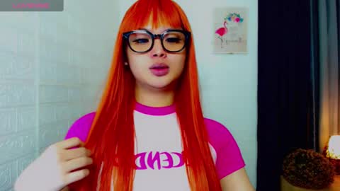 Snapshot of hailywilson chatting on February 12, 4:01 am haily online show from February 12, 4:01 am