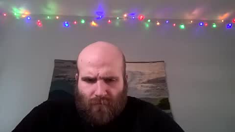 Snapshot of hairiestbear chatting on December 12, 5:48 pm Hairiest Bear online show from December 12, 5:48 pm