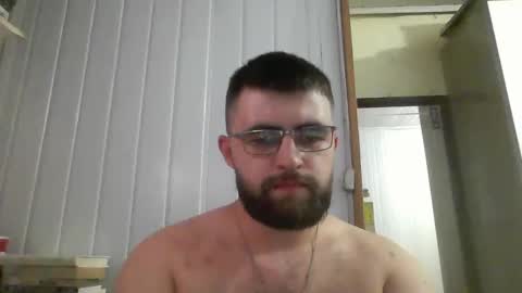 Snapshot of hairy_man_69_ chatting on January 4, 1:42 am horny online show from January 4, 1:42 am