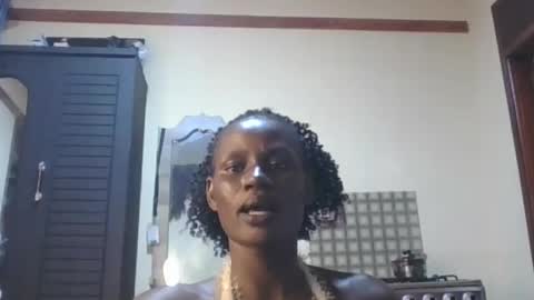Snapshot of hairy_pussy702282 chatting on June 25, 10:42 am hairy_pussy702282 online show from June 25, 10:42 am