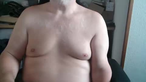 hairyarmpit_lover_1970 online show from September 19, 8:05 am