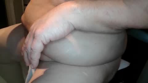 hairyarmpit_lover_1970 online show from November 28, 7:00 am