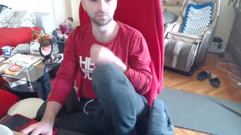Snapshot of hairyass25yo chatting on December 17, 11:06 am Puppy3 StockyDaddiesmusclebearsbeefybigmans online show from December 17, 11:06 am