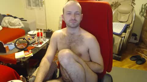 Snapshot of hairyass25yo chatting on December 24, 6:28 pm Puppy3 StockyDaddiesmusclebearsbeefybigmans online show from December 24, 6:28 pm