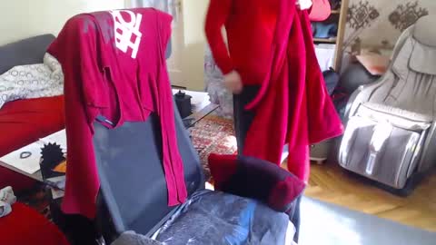 Snapshot of hairyass25yo chatting on February 10, 9:58 am Puppy3 StockyDaddiesmusclebearsbeefybigmans online show from February 10, 9:58 am