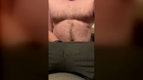 hairychest222141 online show from December 3, 7:27 am