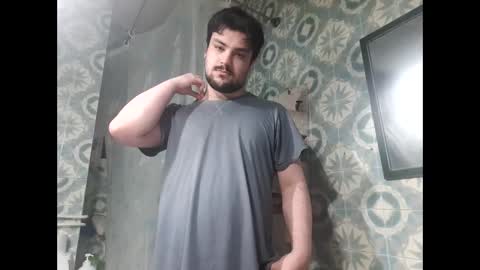 hairyfatboy01 online show from May 12, 1:47 am