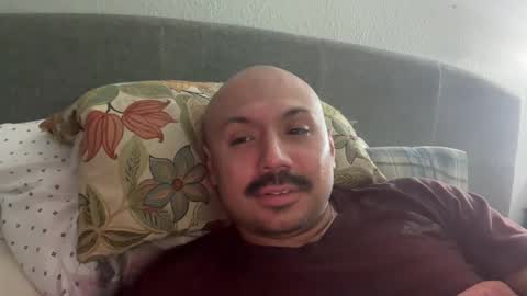 Snapshot of hairyman30000 chatting on October 23, 2:22 am hairyman30000 online show from October 23, 2:22 am