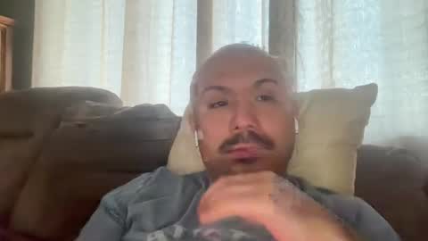 Snapshot of hairyman30000 chatting on November 29, 12:02 am hairyman30000 online show from November 29, 12:02 am