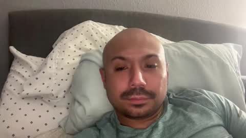 Snapshot of hairyman30000 chatting on December 2, 1:11 am hairyman30000 online show from December 2, 1:11 am