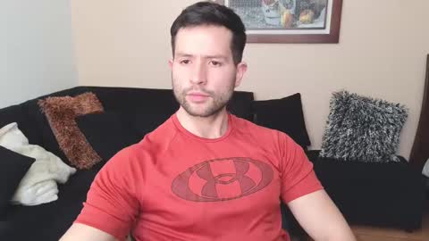 Snapshot of hairyncuteass chatting on February 25, 1:17 pm hairyncuteass online show from February 25, 1:17 pm