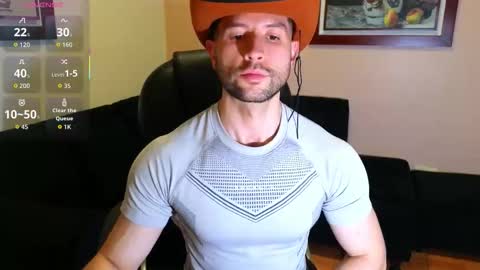 Snapshot of hairyncuteass chatting on October 13, 10:32 pm hairyncuteass online show from October 13, 10:32 pm