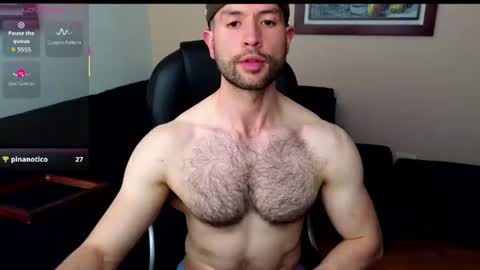 Snapshot of hairyncuteass chatting on October 30, 8:31 pm hairyncuteass online show from October 30, 8:31 pm