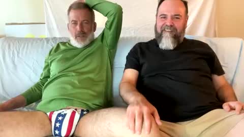 Hairyoso online show from May 2, 9:42 pm