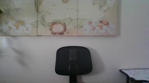 Snapshot of hairypussylover089 chatting on February 8, 7:15 am hairypussylover089 online show from February 8, 7:15 am