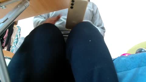 Snapshot of hairypussyxl chatting on February 18, 11:17 am hairypussyxl online show from February 18, 11:17 am