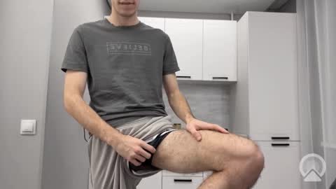 Snapshot of hairyrabbit666 chatting on December 2, 1:50 pm Davis and James online show from December 2, 1:50 pm