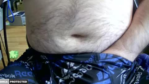 Snapshot of hairyuncut1705 chatting on March 25, 8:59 pm hairyuncut1705 online show from March 25, 8:59 pm