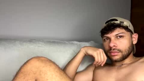 Independent       model  online show from February 10, 10:30 pm